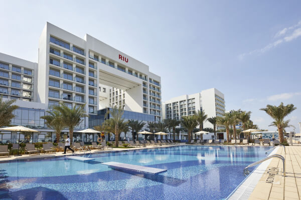 Read more about the article Hotel RIU Dubai