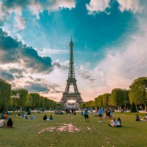 Paris_Eiffelturm_GetYourGuide_reisenet