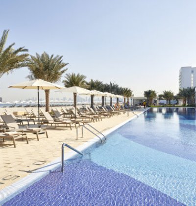 RIUDubai_Pool_am_Strand