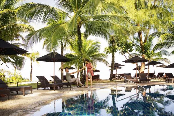 Robinson Khao Lak Pool mit Palmen Robinson Khao Lak Pool mit Palmen