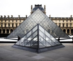 Getyourguide Paris Louvre Pyramide